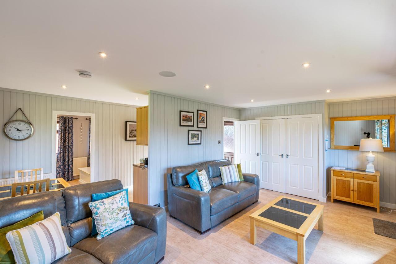 Bluebell Lodge 7 With Hot Tub Newton Stewart Dış mekan fotoğraf