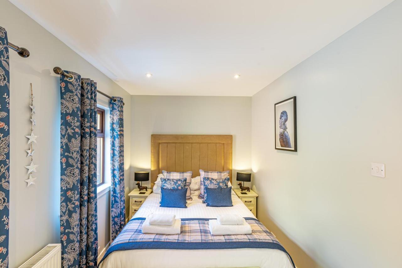Bluebell Lodge 7 With Hot Tub Newton Stewart Dış mekan fotoğraf
